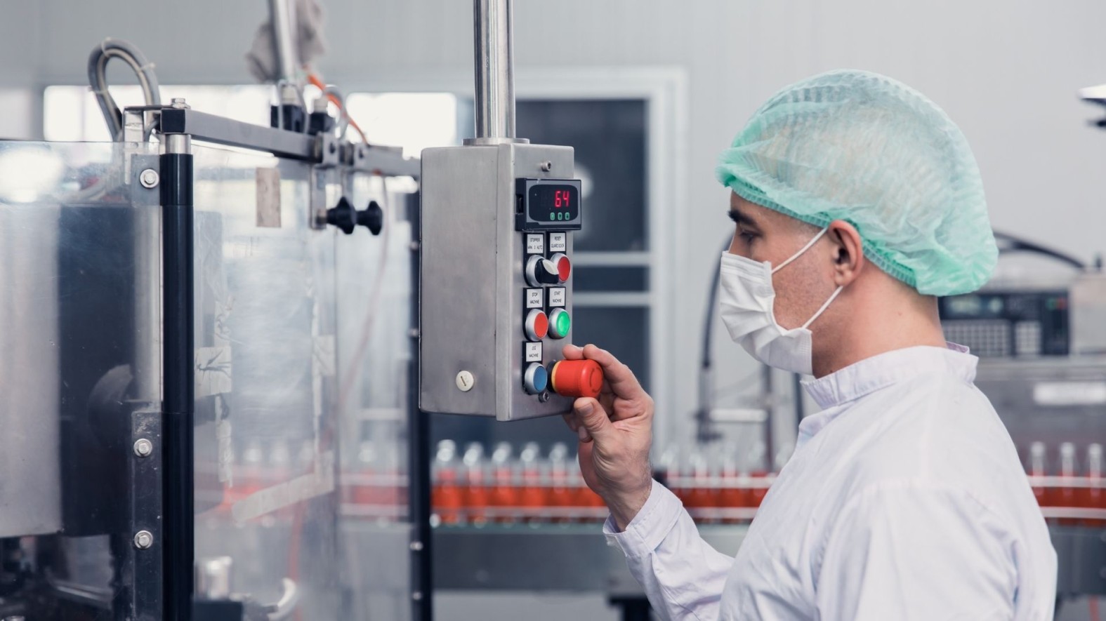 Налагоджувальник устаткування у виробництві харчової продукції