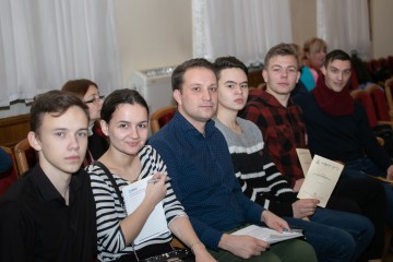 Круглий стіл: "Конституційний діалог: доступність та/або якість вищої освіти"