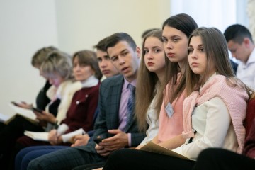 Круглий стіл: "Конституційний діалог: доступність та/або якість вищої освіти"