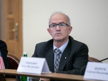 Круглий стіл: "Конституційний діалог: доступність та/або якість вищої освіти"