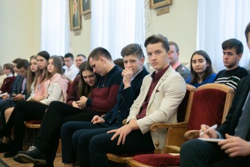 Круглий стіл: "Конституційний діалог: доступність та/або якість вищої освіти"