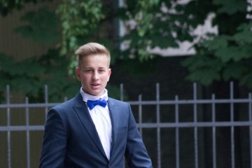 Прем'єр-міністр та Міністр освіти і науки привели Посла Китаю Ду Вея на останній дзвоник в Броварську школу №7