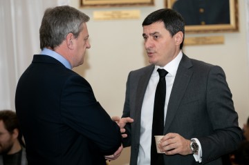 Круглий стіл: "Конституційний діалог: доступність та/або якість вищої освіти"