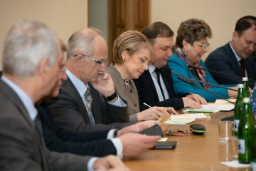 Круглий стіл: "Конституційний діалог: доступність та/або якість вищої освіти"