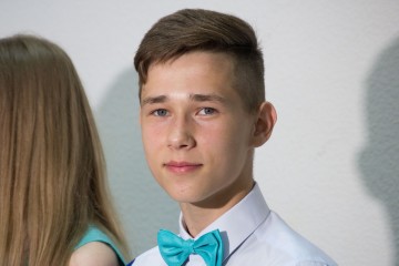Прем'єр-міністр та Міністр освіти і науки привели Посла Китаю Ду Вея на останній дзвоник в Броварську школу №7