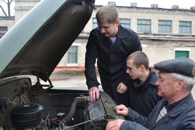 Державний навчальний заклад "Сєвєродонецьке вище професійне училище"