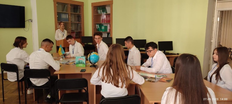 Державний навчальний заклад "Львівське вище професійне училище торгівлі та сфери послуг"