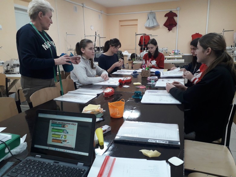 ДЕРЖАВНИЙ НАВЧАЛЬНИЙ ЗАКЛАД "БАХМУТСЬКИЙ ЦЕНТР ПРОФЕСІЙНО-ТЕХНІЧНОЇ ОСВІТИ"