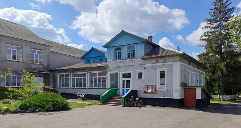 Державний навчальний заклад "Деражнянський центр професійної освіти"