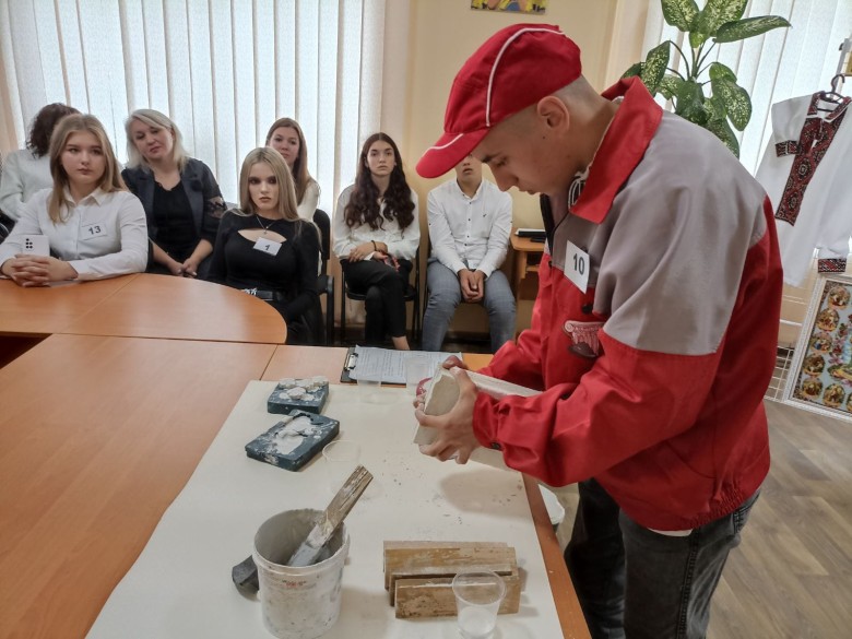 Вище професійне художнє училище №5 м. Чернівці