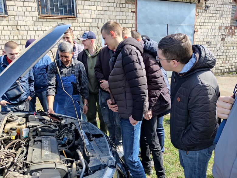Державний професійно-технічний навчальний заклад "Чернівецький професійний машинобудівний ліцей"