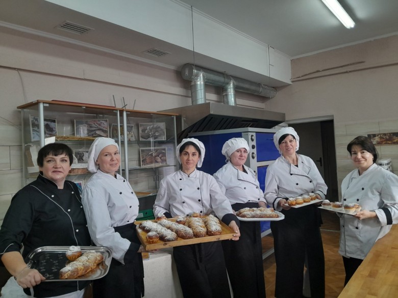 Державний навчальний заклад "Рівненське вище професійне училище ресторанного сервісу і торгівлі"