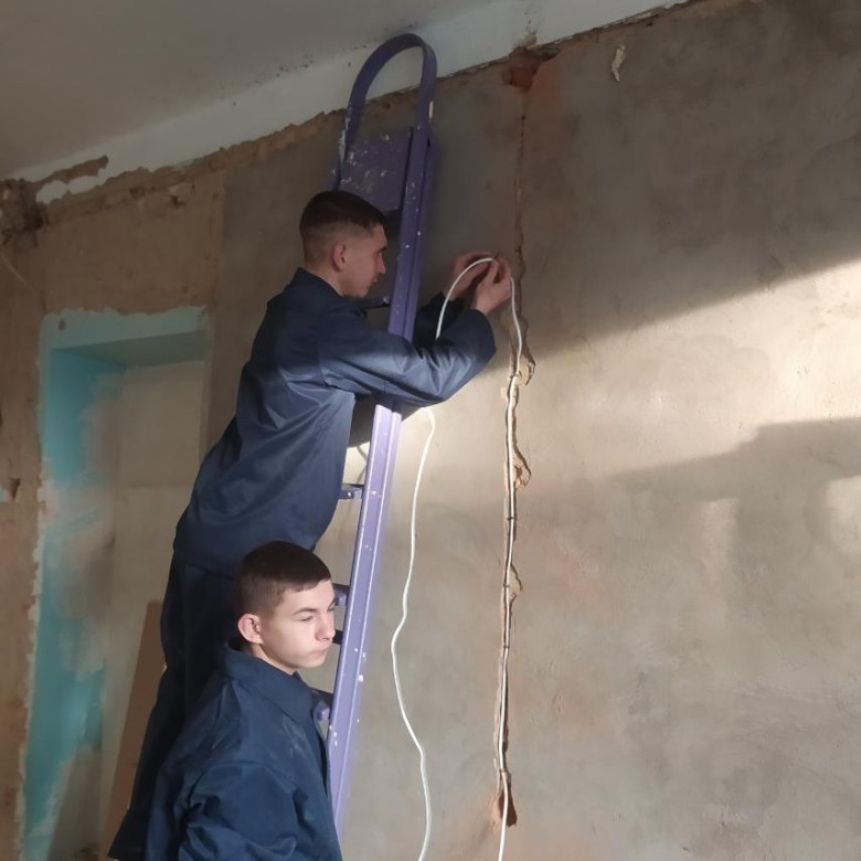 ДЕРЖАВНИЙ НАВЧАЛЬНИЙ ЗАКЛАД "БАХМУТСЬКИЙ ЦЕНТР ПРОФЕСІЙНО-ТЕХНІЧНОЇ ОСВІТИ"