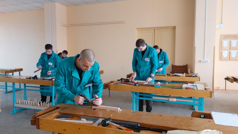 Комунальний заклад професійної (професійно-технічної) освіти "Київський професійний технологічний коледж"