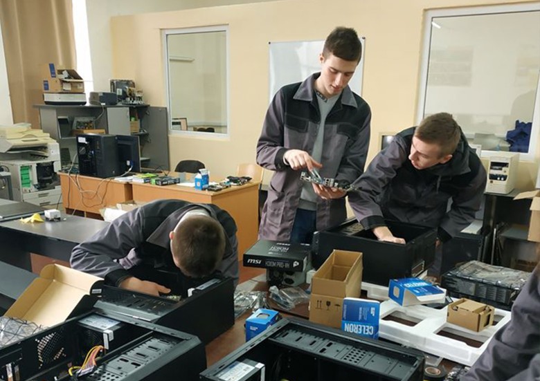 Державний навчальний заклад "Львівське вище професійне училище інформаційно-комп’ютерних технологій"