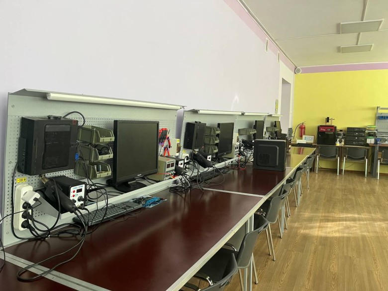 Комунальний заклад професійної (професійно-технічної) освіти "Київський професійний коледж будівництва і архітектури"