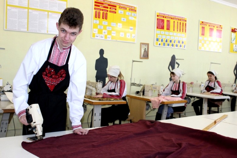 Державний професійно-технічний навчальний заклад "Славутський професійний ліцей"