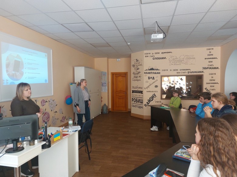 Комунальний заклад професійної (професійно-технічної) освіти "Київський професійний коледж з посиленою військовою та фізичною підготовкою" (КПК ПВФП)
