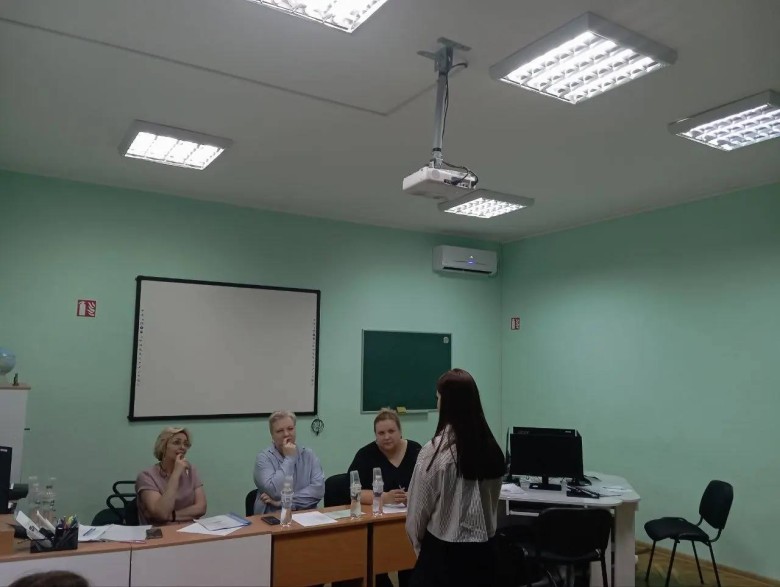 Комунальний заклад професійної (професійно-технічної) освіти "Київський професійний коледж технологій та дизайну одягу"