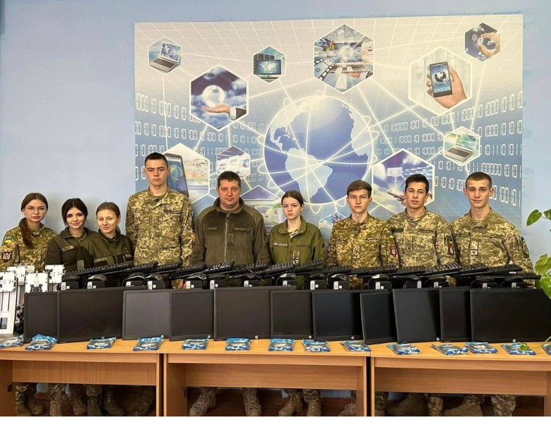Державний навчальний заклад "Тернопільський професійний коледж з посиленою військовою та фізичною підготовкою"