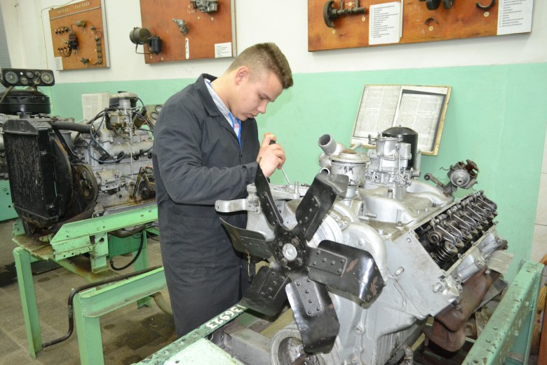 Державний навчальний заклад "Сєвєродонецьке вище професійне училище"