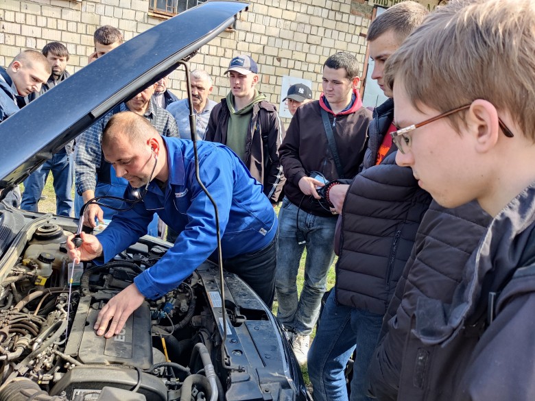 Державний професійно-технічний навчальний заклад "Чернівецький професійний машинобудівний ліцей"