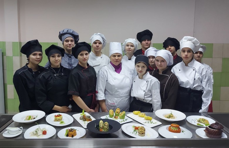 Комунальний заклад професійної (професійно-технічної) освіти "Київський професійний технологічний коледж"
