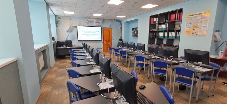 Комунальний заклад професійної (професійно-технічної) освіти "Київський професійний коледж з посиленою військовою та фізичною підготовкою" (КПК ПВФП)