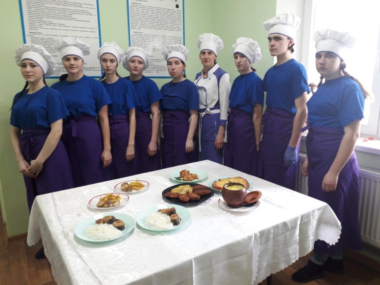 ДЕРЖАВНИЙ НАВЧАЛЬНИЙ ЗАКЛАД "БАХМУТСЬКИЙ ЦЕНТР ПРОФЕСІЙНО-ТЕХНІЧНОЇ ОСВІТИ"