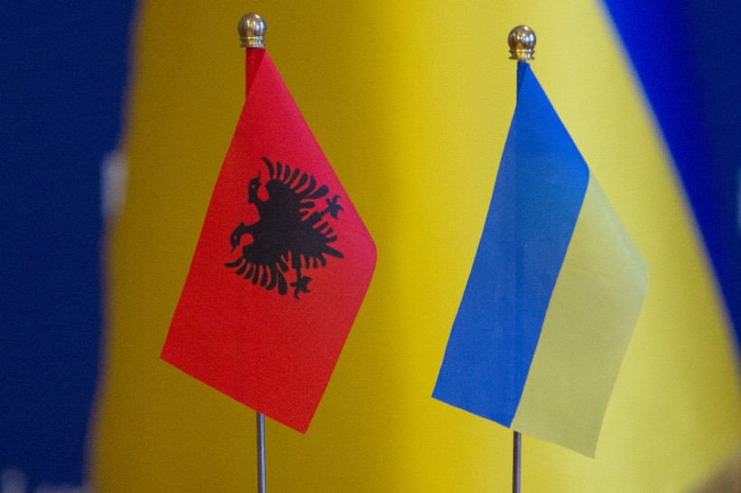 МОН підтримає відкриття кафедри албанської мови у ХНУ – робоча зустріч першого заступника Міністра Володимира Ковтунця з делегацією Республіки Албанія