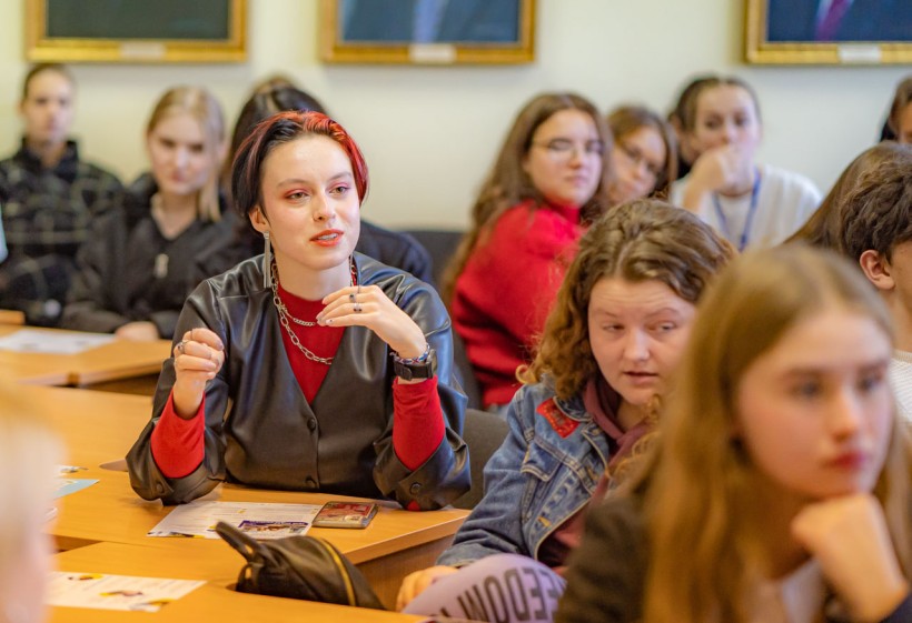 Фахівці НАЗК презентували інтерактивні проєкти для студентів і школярів