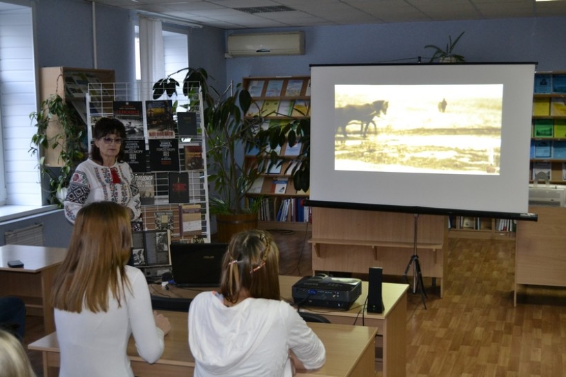 На Київщині вшанували День пам’яті жертв голодоморів та політичних репресій