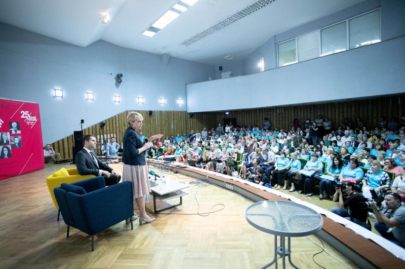 Реформа потребує постійних інвестицій, і на наступний рік школа знову отримає 1 млрд інвестицій для обладнання НУШ, - Лілія Гриневич