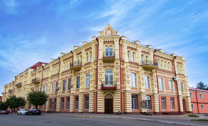 УДПУ імені Павла Тичини - у трійці кращих педагогічних вузів України