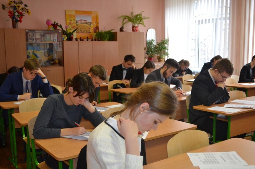 МОН та MM Publications провели пробне тестування випускників з англійської мови