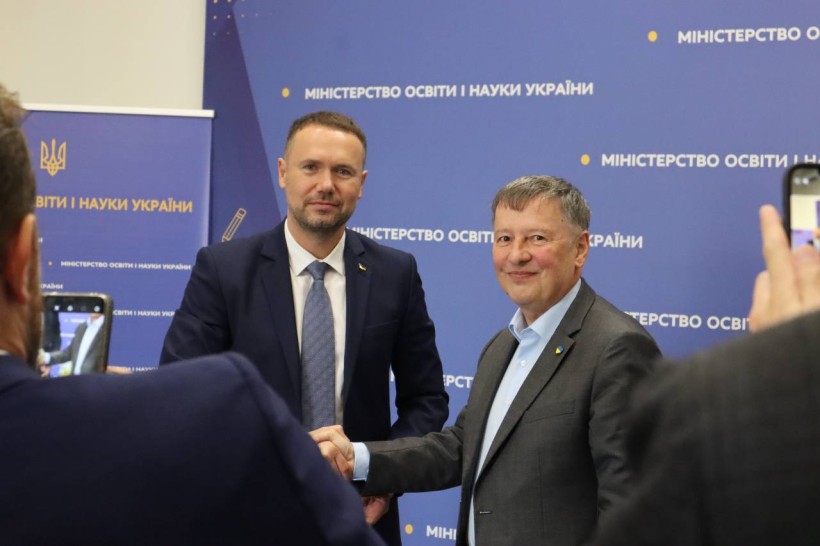 Міністри освіти і науки України та Чехії обговорили залучення українських дітей за кордоном до навчання