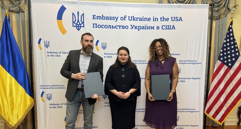 Осучаснюємо наукову освіту разом зі Смітсонівським інститутом