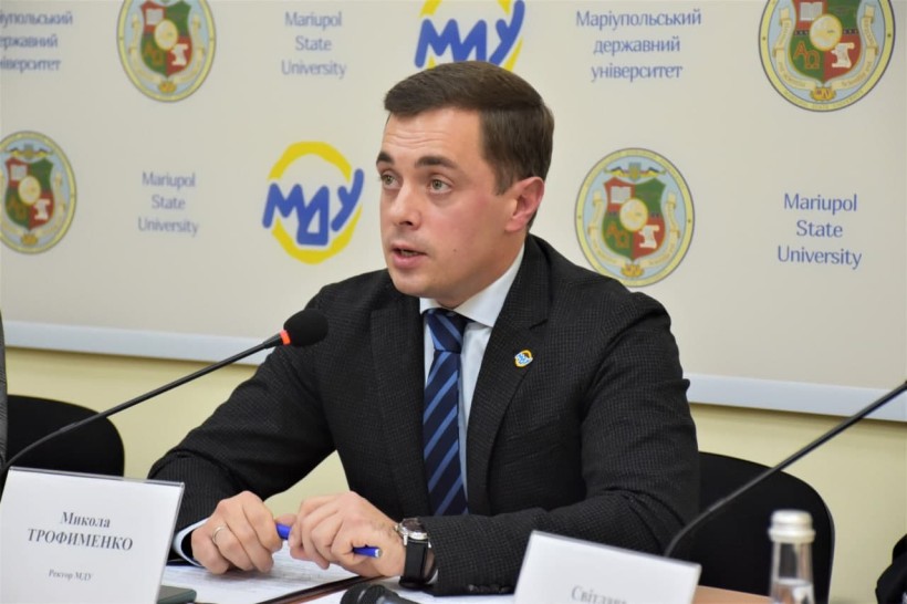 У Маріуполі освітяни та представники влади обговорили створення Президентського університету