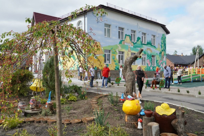 На Київщині відкрили новозбудований дитсадок «Казка»
