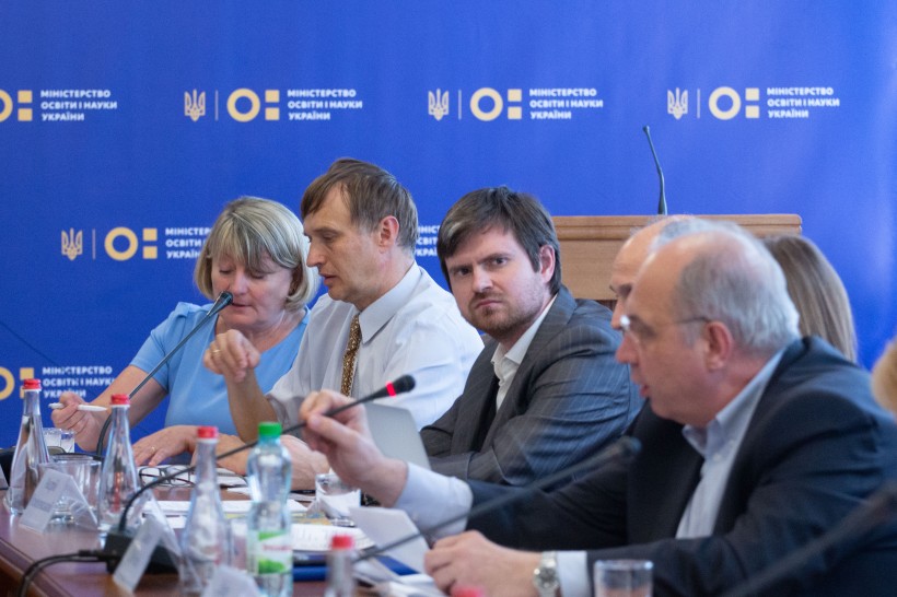 МОН та угорська громада продовжать консультації щодо імплементації мовної статті Закону «Про освіту»
