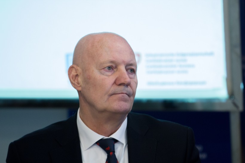 “Освітяни отримали ще одну якісну відкриту платформу, де є інструменти для розвитку громадянської освіти”, - заступник Міністра Павло Хобзей на презентації сайту “Живемо в демократії”
