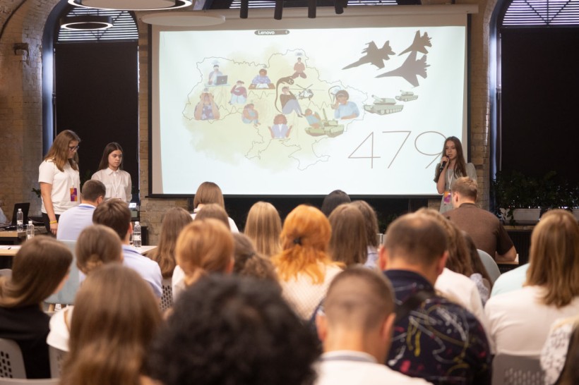 Відбувся фінал Всеукраїнського хакатону #CVIDOMI: відбудовувати країну