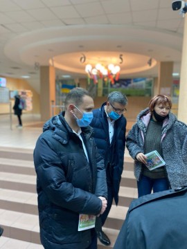 Очільник МОН Сергій Шкарлет ознайомився з організацією безпечного навчання у школі № 329 Дарницького району Києва