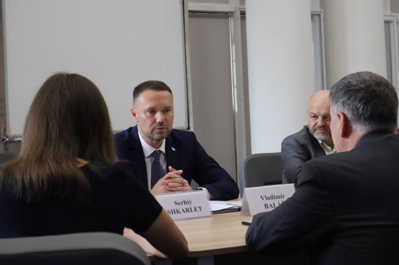 Міністри освіти і науки України та Чехії обговорили залучення українських дітей за кордоном до навчання