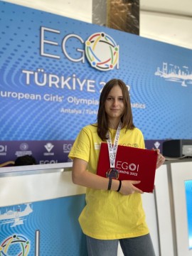 Команда України здобула найкращий командний результат на Європейській олімпіаді з інформатики для дівчат