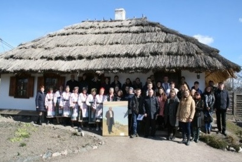 На Черкащині юні краєзнавці побували в експедиції «Дорога до Кобзаря» та обговорили державотворчі процеси в Україні