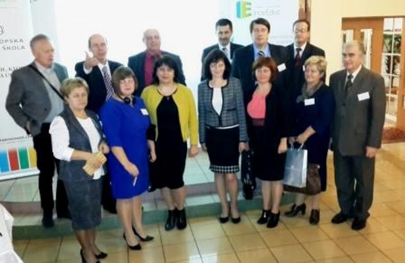 На Закарпатті розпочато реалізацію міжнародного українсько-словацького проекту «Інноваційні методи в освіті для підтримки партнерства – InovEduk»