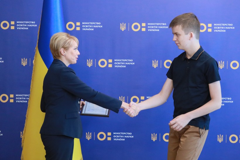У МОН нагородили математиків, які на Міжнародній олімпіаді посіли 4 місце