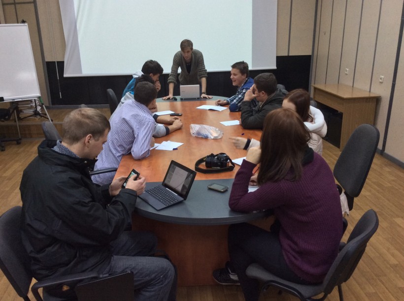 Команда «Enactus ЖДТУ» допомагає адаптуватися та надає консультації випускникам інтернатів