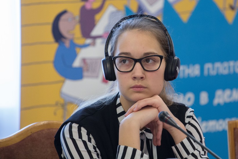 “Освітяни отримали ще одну якісну відкриту платформу, де є інструменти для розвитку громадянської освіти”, - заступник Міністра Павло Хобзей на презентації сайту “Живемо в демократії”